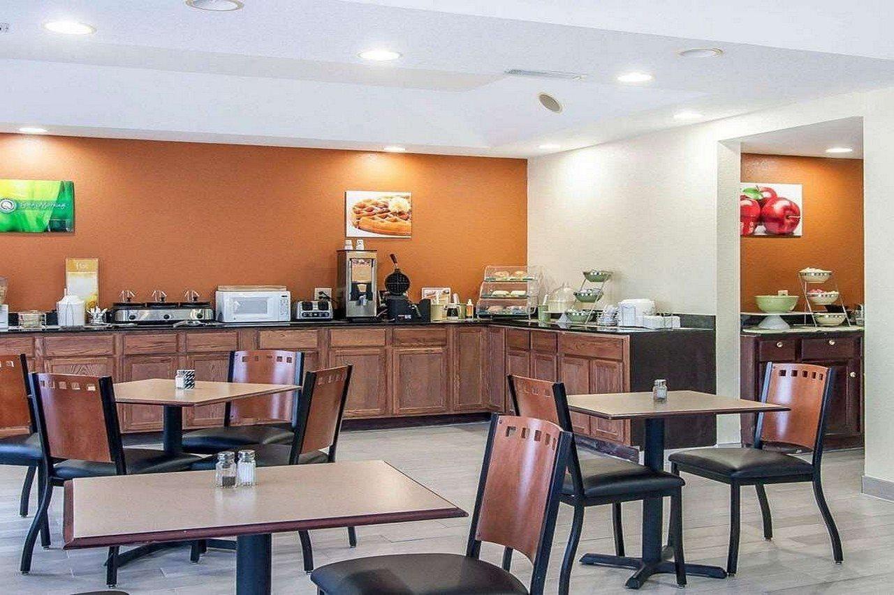 Econo Lodge Inn & Suites Centerville Exterior photo