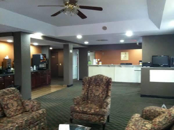 Econo Lodge Inn & Suites Centerville Exterior photo